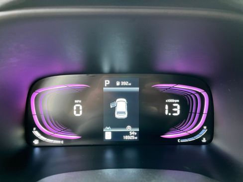 Used 2025 Kia Soul LX w/ LX Technology Package image 40