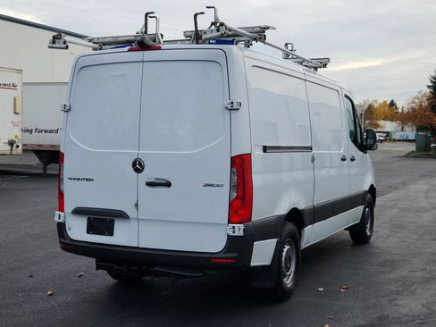 Used 2020 Mercedes-Benz Sprinter 2500 image 4