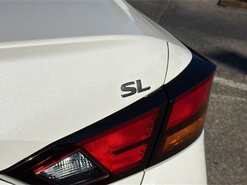 Used 2025 Nissan Altima 2.5 SL image 11