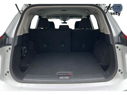 Certified 2025 Nissan Rogue S image 9