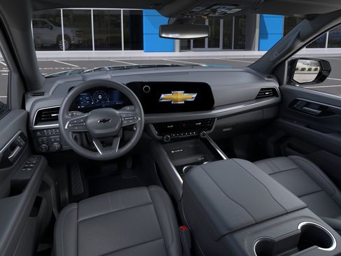 New 2026 Chevrolet Suburban RST w/ RST Capability Package AWD/4WD image 15