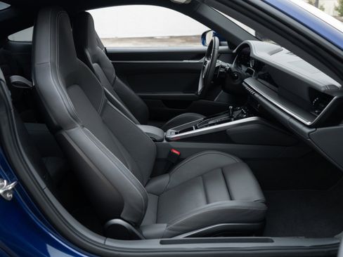 Used 2020 Porsche 911 Carrera 4S image 16