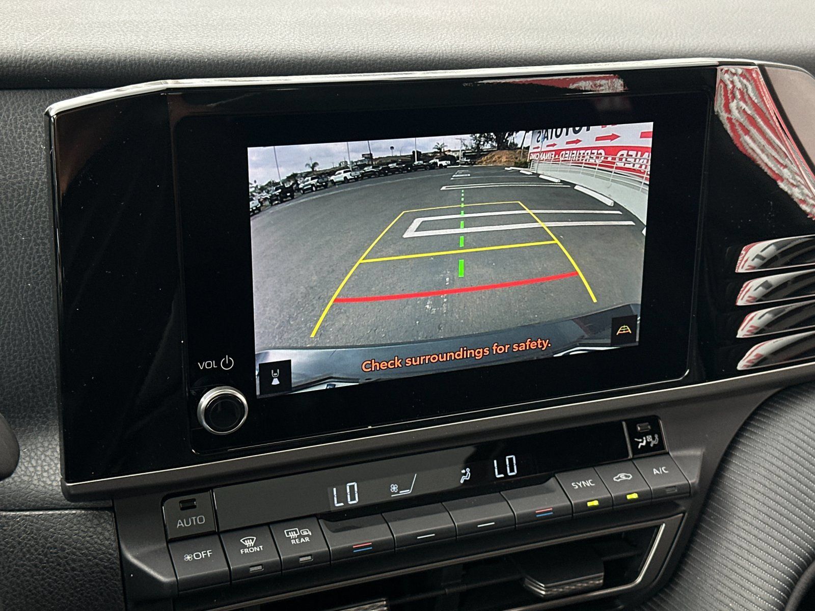 Used 2025 Toyota Camry SE w/ Convenience Package FWD image 17