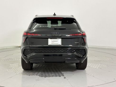 New 2026 Audi Q3 quattro 2.0T AWD/4WD image 10