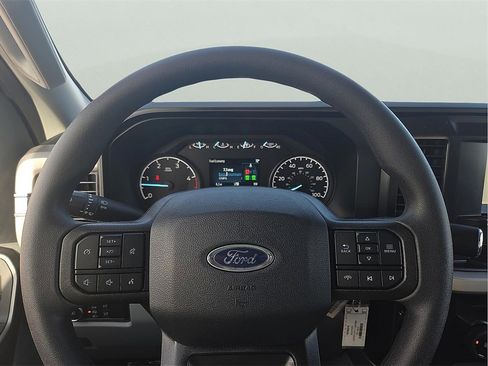 New 2026 Ford F250 XLT w/ FX4 Off-Road Package image 19