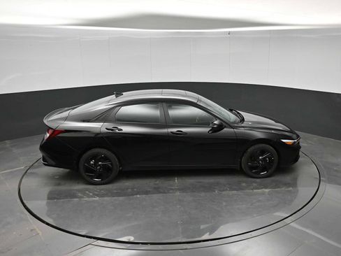 New 2026 Hyundai Elantra SEL Sport FWD image 33