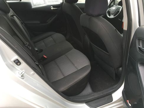 Used 2016 Kia Forte LX w/ LX Popular Plus Package FWD image 8