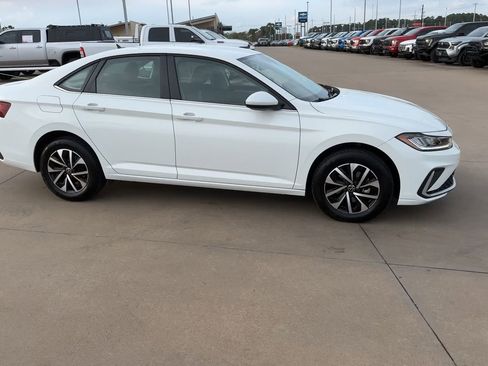 Used 2025 Volkswagen Jetta S FWD image 2