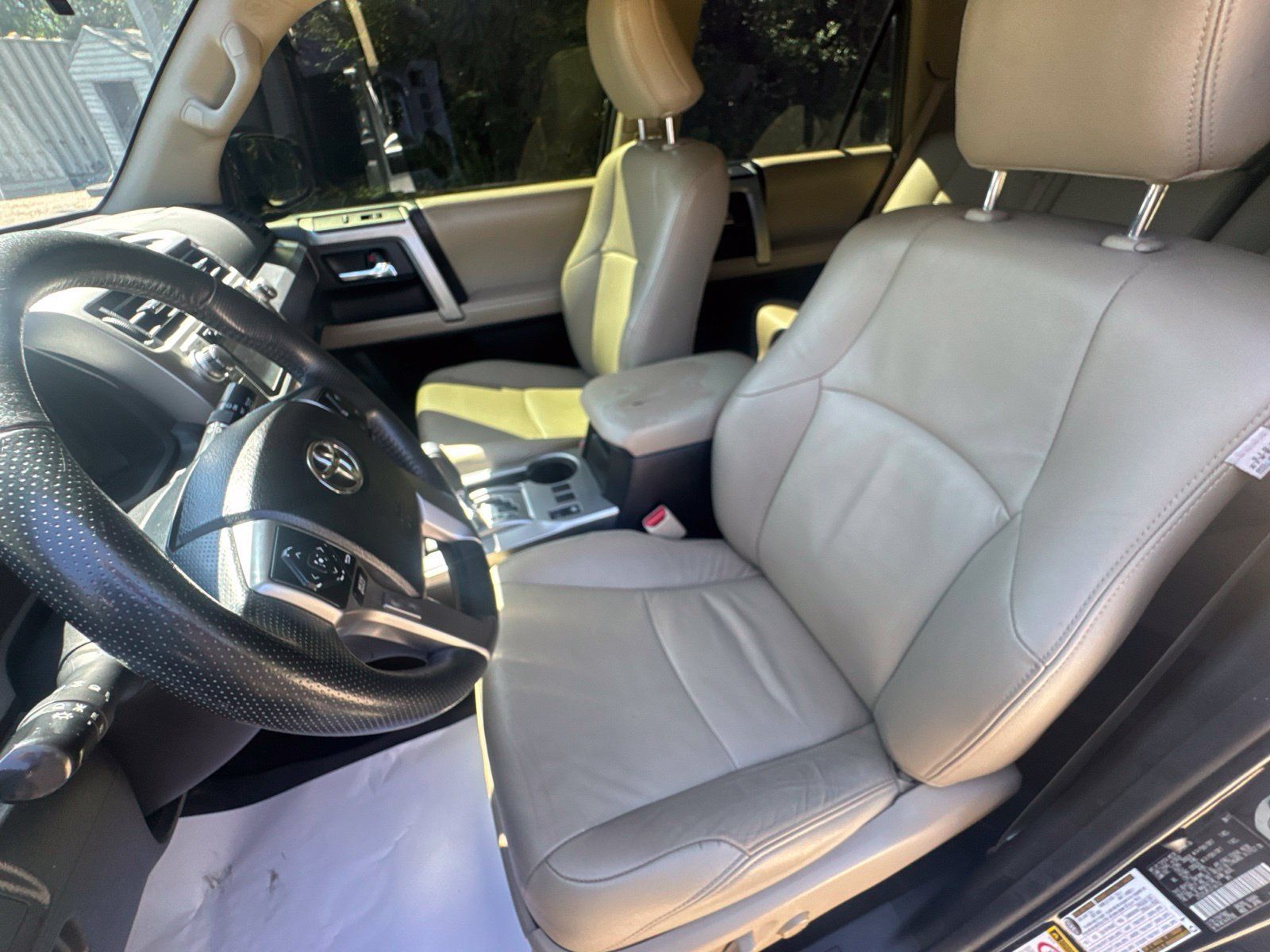 Used 2018 Toyota 4Runner SR5 RWD image 15