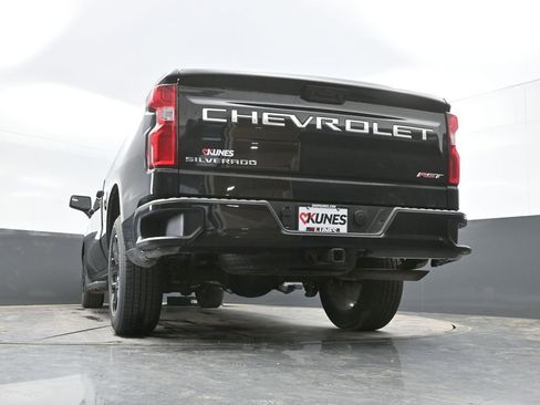 Used 2022 Chevrolet Silverado 1500 RST AWD/4WD image 36