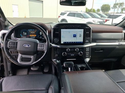 Used 2021 Ford F150 Lariat w/ Equipment Group 502A High image 13