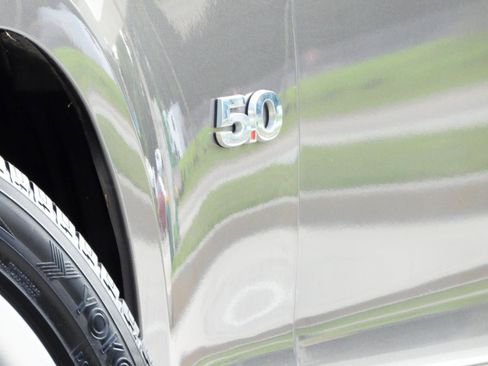 Used 2014 Ford Mustang GT RWD image 7