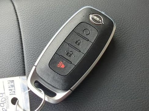 Certified 2026 Nissan Kicks SV FWD image 27