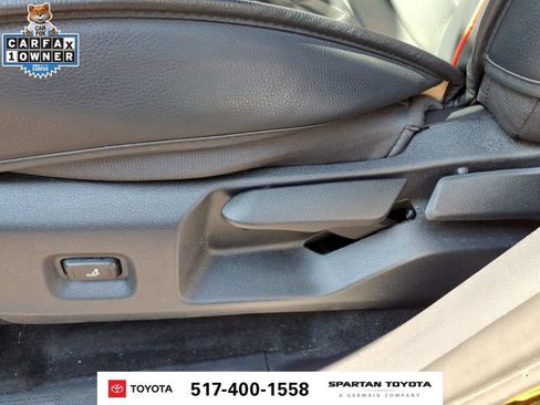 Used 2025 Toyota Tacoma SR5 AWD/4WD image 16