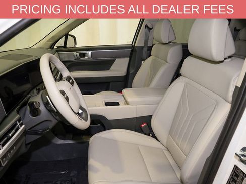 Used 2026 Hyundai Santa Fe SEL FWD image 12