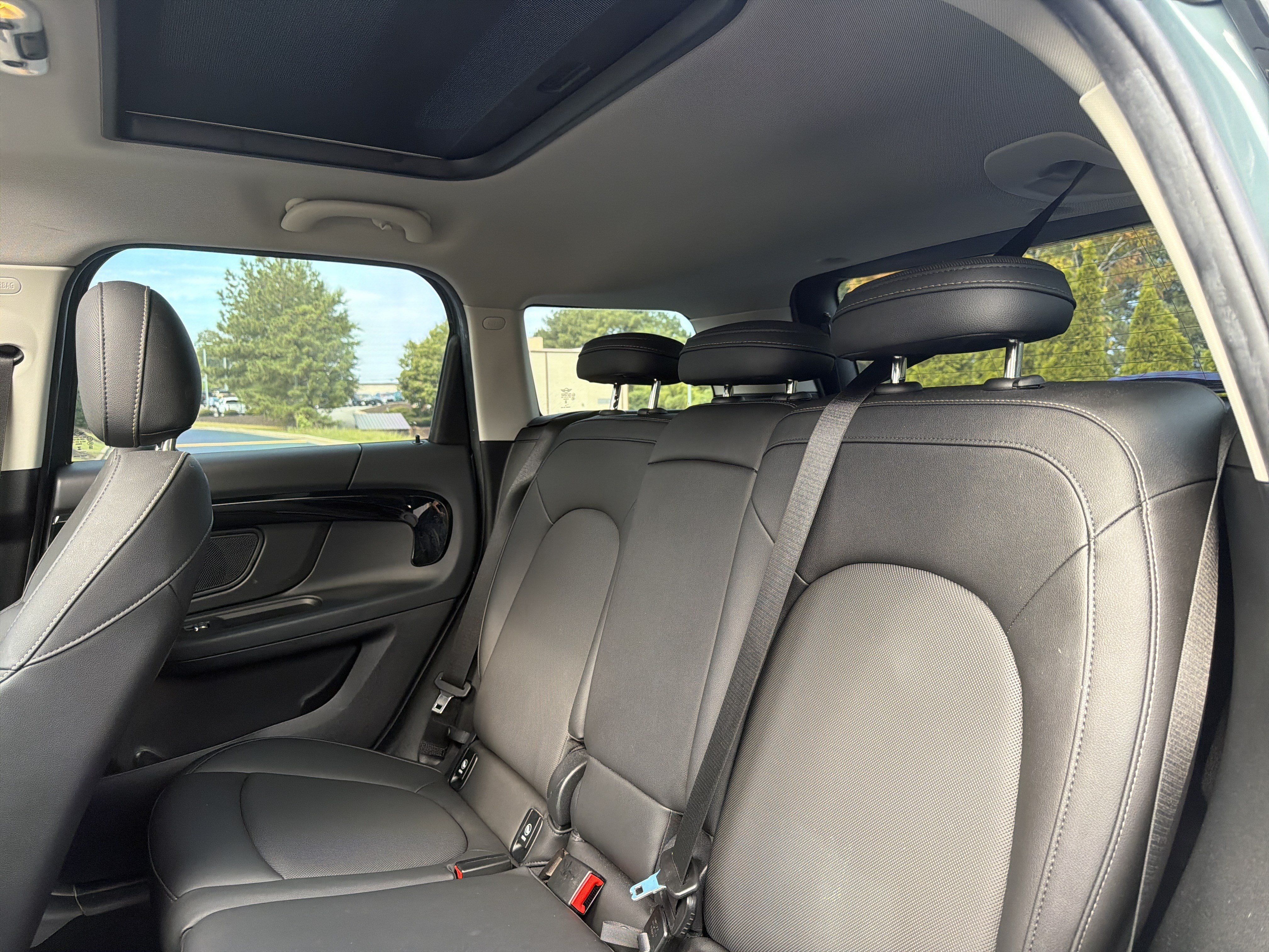 Used 2024 MINI Cooper Countryman S FWD image 9