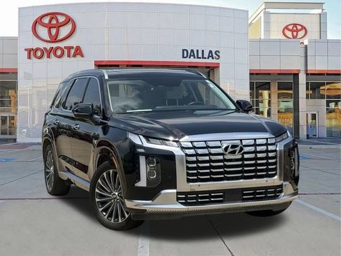 Used 2024 Hyundai Palisade Calligraphy FWD image 1