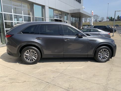 Used 2024 MAZDA CX-90 3.3 Turbo w/ Preferred Plus AWD/4WD image 10