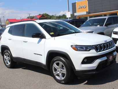 Used 2024 Jeep Compass Latitude