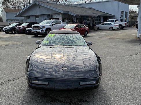 Used 1992 Chevrolet Corvette Convertible image 9