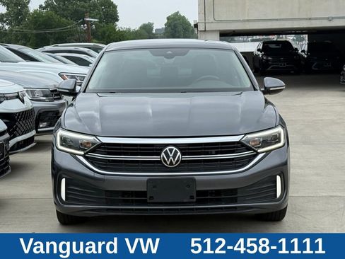 Used 2023 Volkswagen Jetta SEL FWD image 5