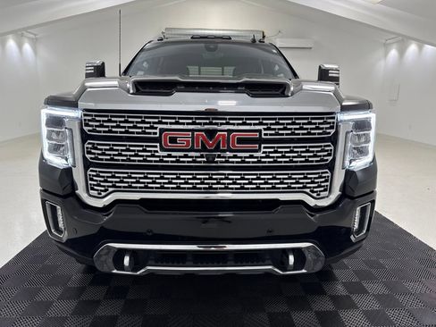 Used 2023 GMC Sierra 2500 Denali w/ Denali Ultimate Package AWD/4WD image 2