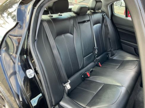 Used 2019 Alfa Romeo Giulia RWD image 15