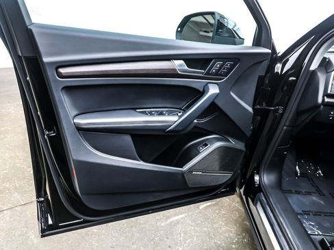 Used 2023 Audi Q5 2.0T Premium Plus w/ Premium Plus Package image 21