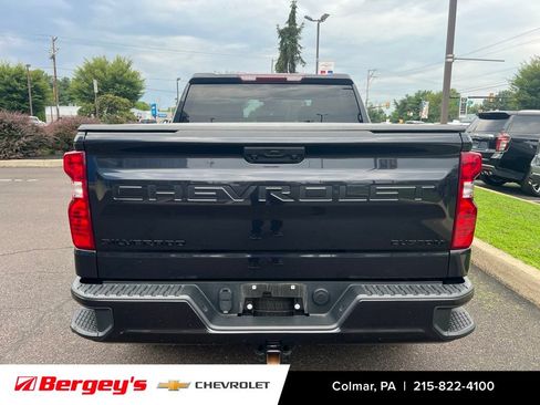 Used 2023 Chevrolet Silverado 1500 Custom AWD/4WD image 8