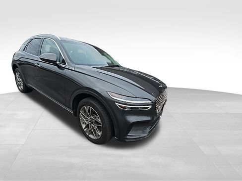 Used 2025 Genesis GV70 2.5T image 4
