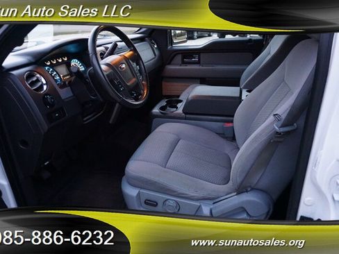 Used 2013 Ford F150 XLT w/ XLT Chrome Pkg image 13