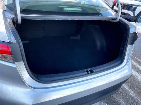 Used 2023 Toyota Corolla LE image 34