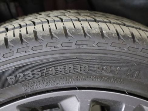Used 2023 Jeep Compass Limited AWD/4WD image 41