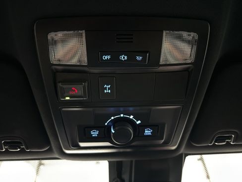 Used 2021 Toyota Tacoma TRD Off-Road image 34