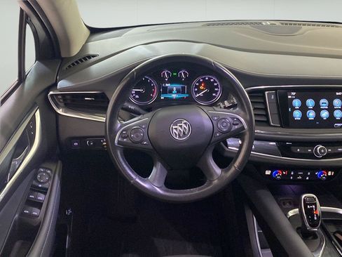 Used 2019 Buick Enclave Essence FWD image 24