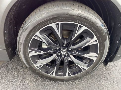 Used 2024 MAZDA CX-90 Plug-In Hybrid w/ Premium Plus image 28