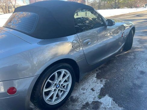 Used 2003 BMW Z4 2.5i image 8
