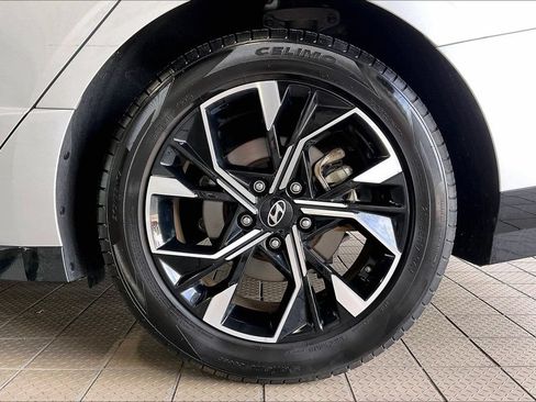 Used 2025 Hyundai Sonata SEL FWD image 31