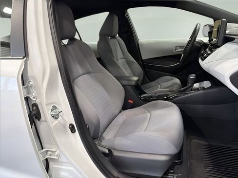 Used 2023 Toyota Corolla SE image 14