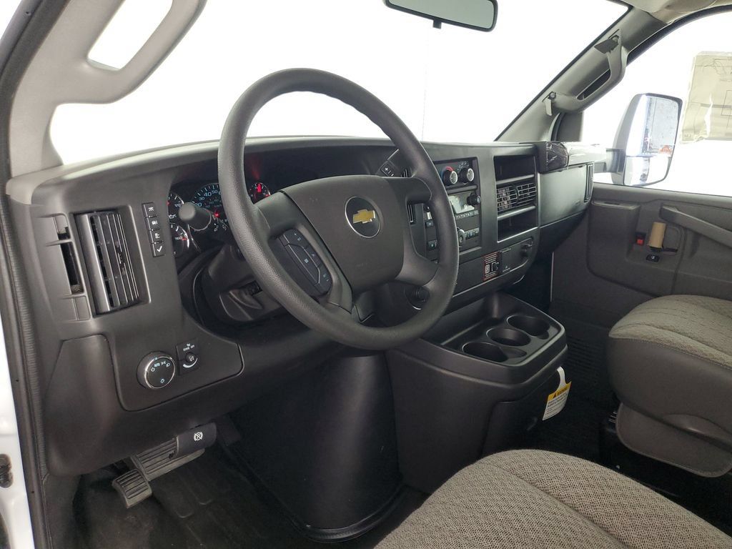 New 2026 Chevrolet Express 3500 w/ Power Convenience Package RWD image 18