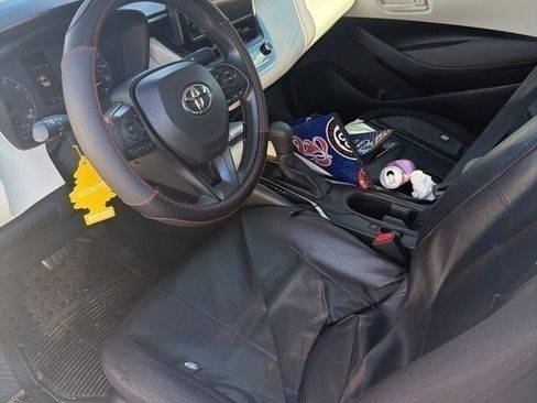 Certified 2023 Toyota Corolla LE image 3