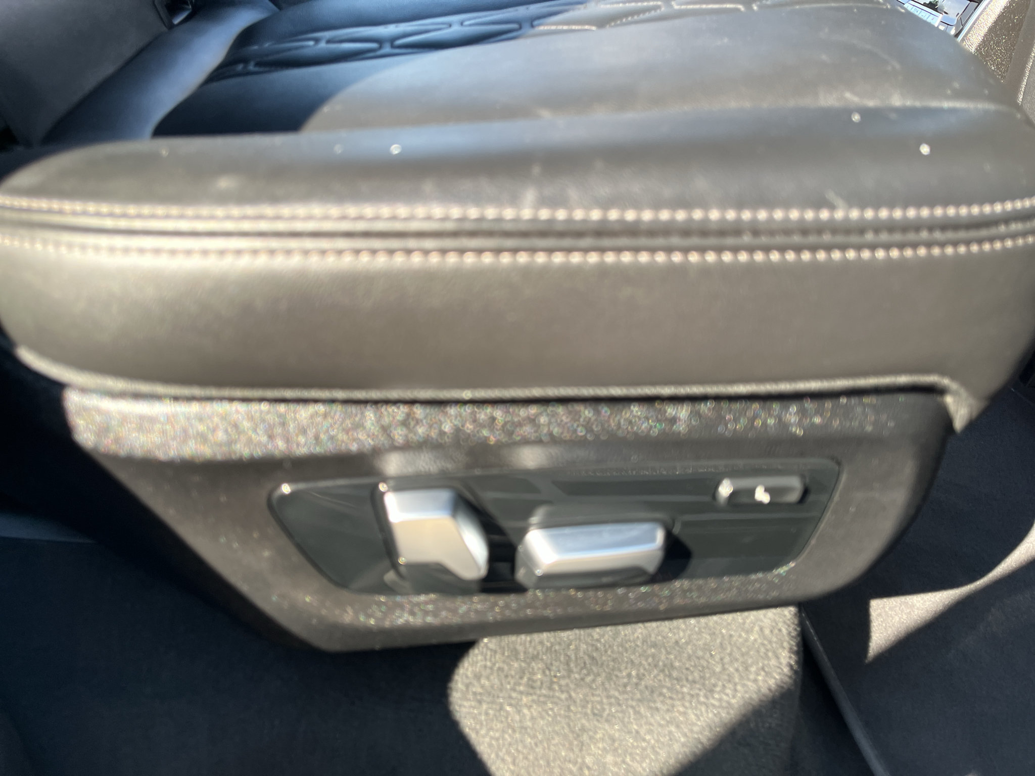 Used 2025 BMW X7 xDrive40i AWD/4WD image 54