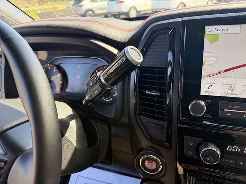Used 2024 Nissan Titan PRO-4X w/ Pro-4x Convenience Package AWD/4WD image 21