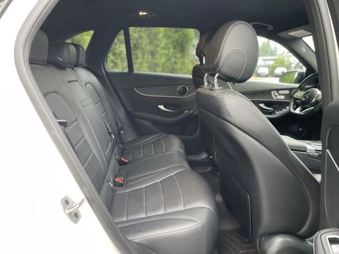 Used 2022 Mercedes-Benz GLC 300 4MATIC image 23