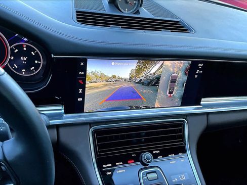 Used 2022 Porsche Panamera 4S w/ Premium Package image 24