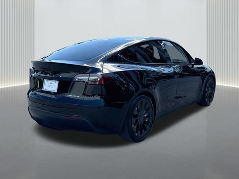Used 2022 Tesla Model Y Performance AWD/4WD image 5