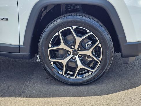 New 2026 Jeep Compass Limited AWD/4WD image 6