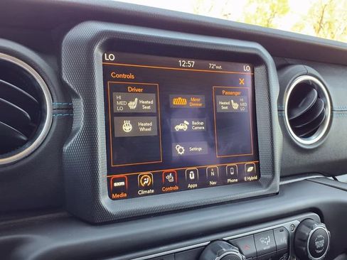 Used 2023 Jeep Wrangler Unlimited Rubicon 4xe w/ Safety Group AWD/4WD image 5