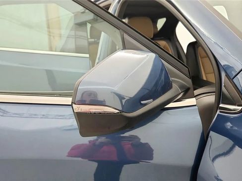 Used 2024 Chevrolet Equinox Premier FWD image 18