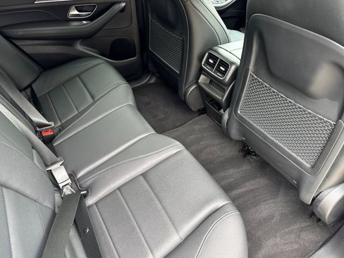 Used 2021 Mercedes-Benz GLE 350 4MATIC image 33